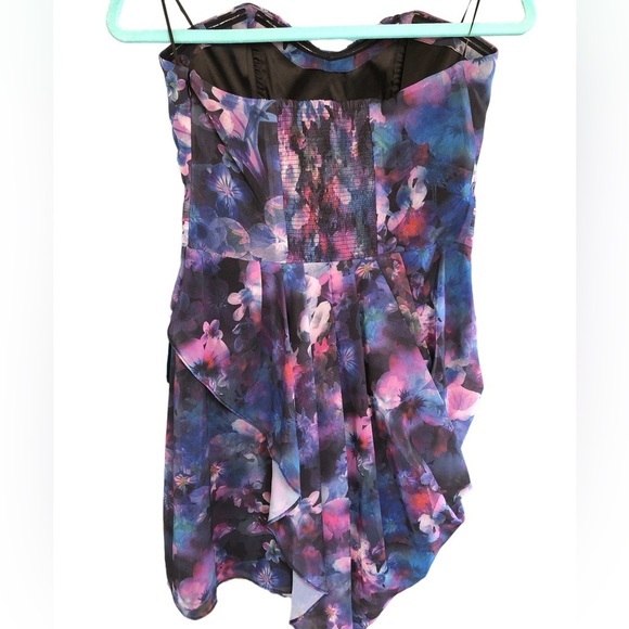 Guess Strapless Floral Cocktail Dress – Purple Blue Print – Size 6 - Picture 3 of 13